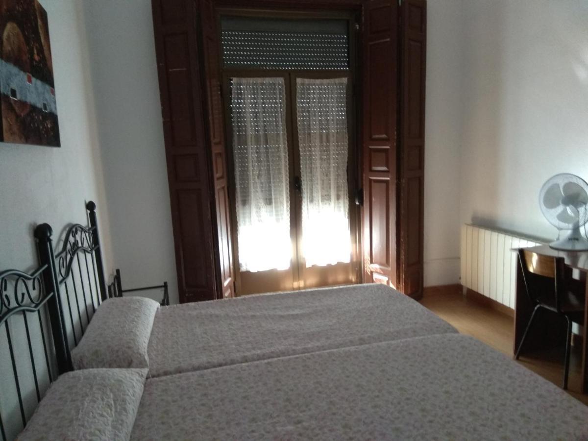Pension Carretero Касерес Экстерьер фото