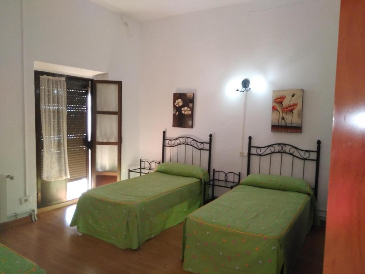 Pension Carretero Касерес Экстерьер фото